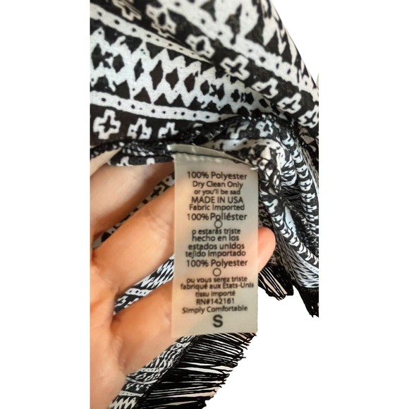 Lularoe Monroe Folded Lapel Duster Sleeves Long Vest Fringe Size Small NWT - Picture 6 of 9